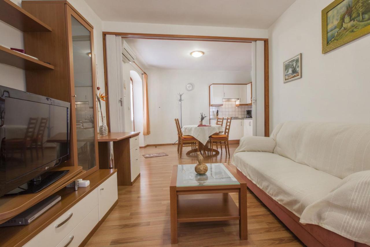 Apartments Konta City Center 沃迪切 外观 照片