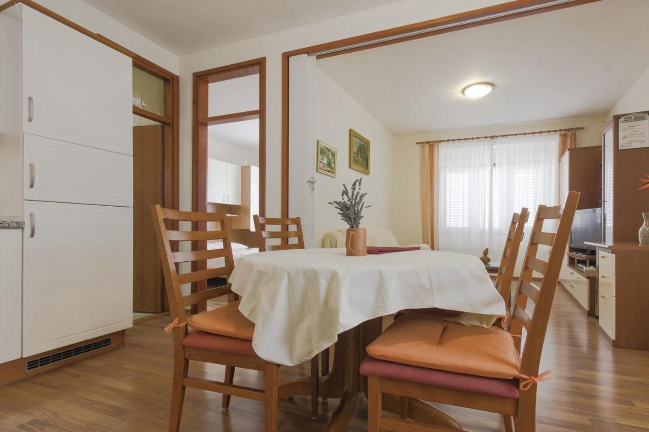 Apartments Konta City Center 沃迪切 外观 照片