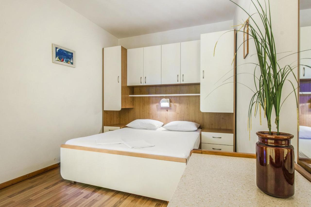 Apartments Konta City Center 沃迪切 外观 照片